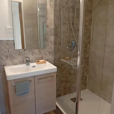 L'essentiel Climatisee Avec Terrasse Sdb Prive Bed & Breakfast *